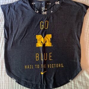 Bundle Nike Michigan Go Blue T-Shirt & Jersey